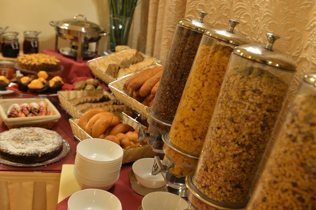 Angelis Otel 4*